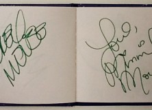 destacada autógrafos
