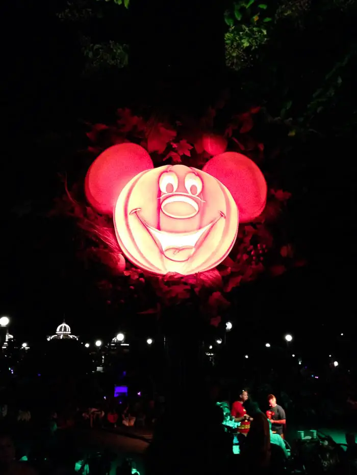 Halloween na Disney - Mickey's Not So Scary Halloween Party