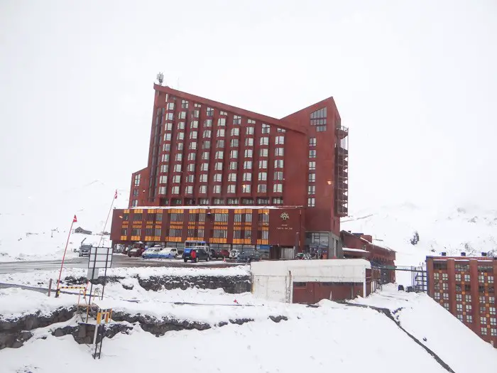 Hotel puerta del sol valle nevado