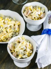 Salada com Batata Palha - rápida e fácil | Malas e Panelas