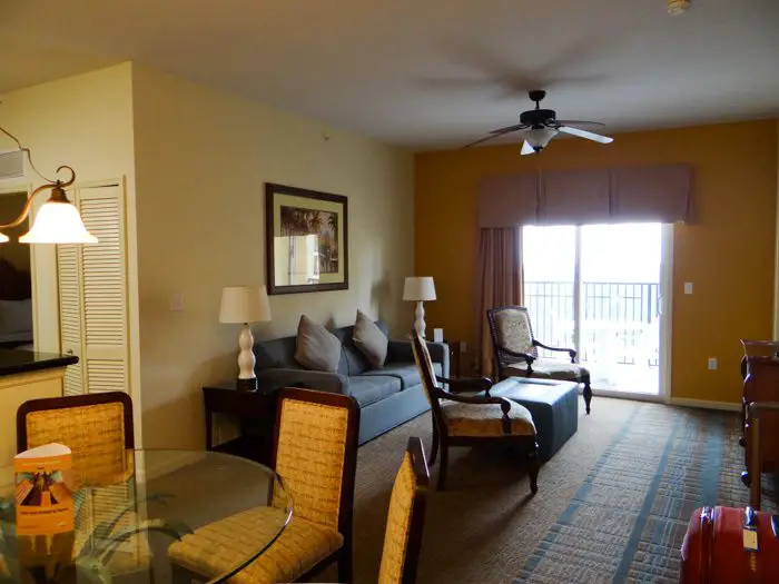 Sala do apartamento do Lake Buena Vista Resort em Orlando
