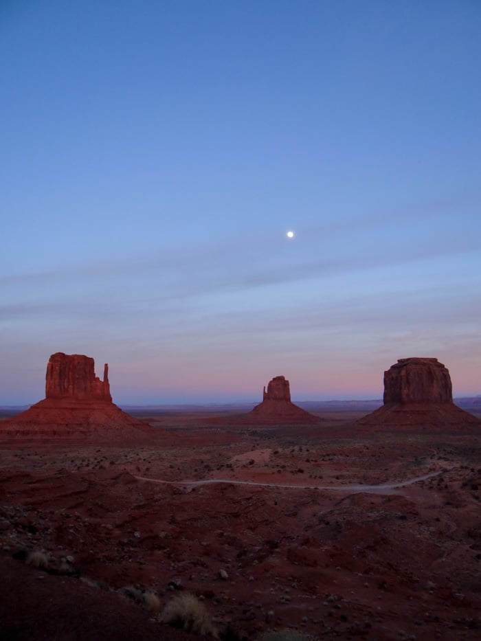 Pôr do Sol no Monument Valley