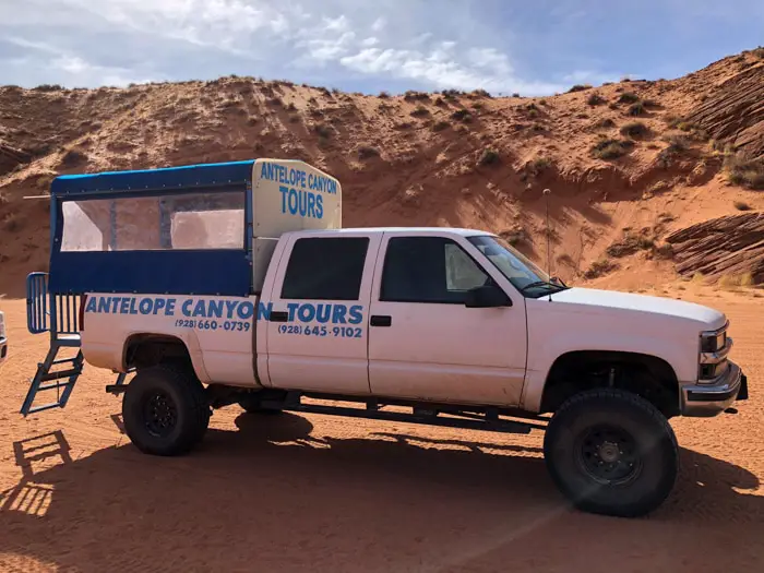 O transporte da sede da Antelope Canyon Tours até o Upper Antelope