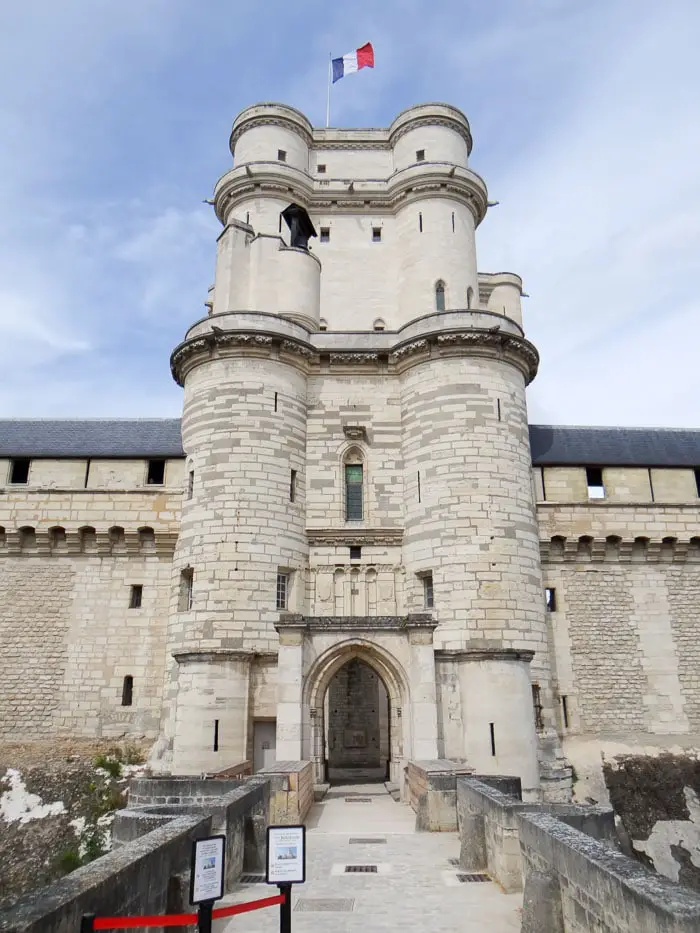 16 Lugares para Visitar em Paris | Château de Vincennes | Malas e Panelas” width=